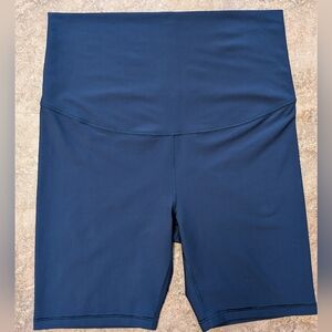Old Navy Women's Maternity Dark Blue Bike Short Large